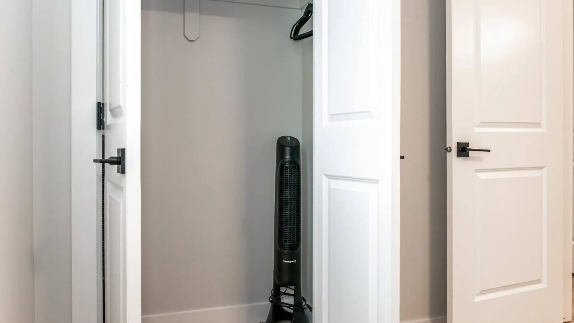 Willa Exoticlushquietretreatkingbed|Wifi|Parking|Wem Edmonton Dom wakacyjny